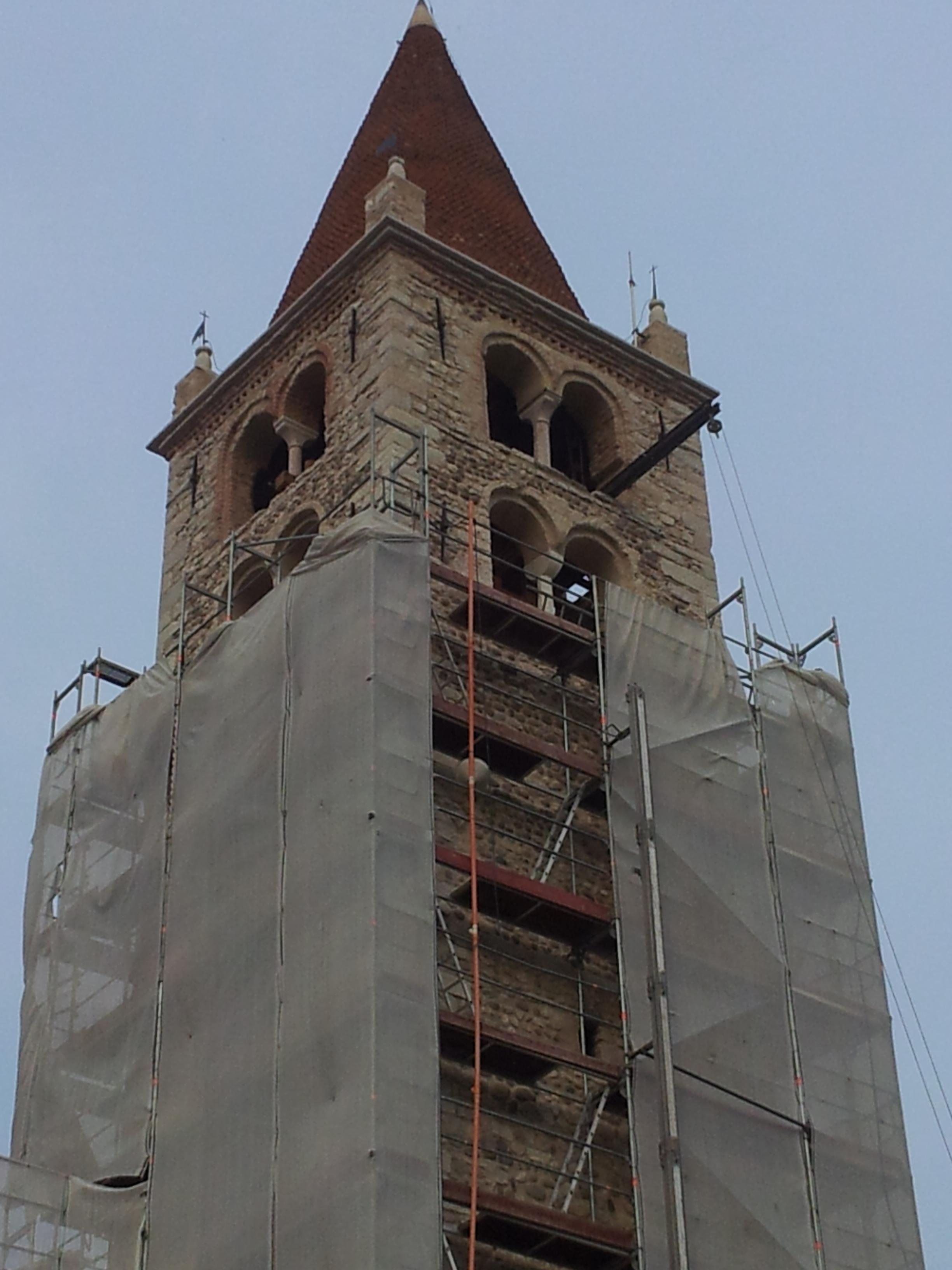 A Mori comincia a “riaffiorare” il campanile della Chiesa di Santo
